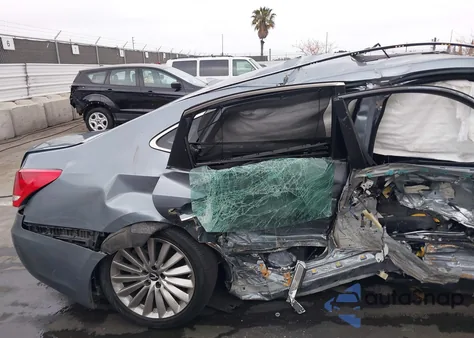 2016 Hyundai Equus Ultimate z USA, uszkodzony, nr VIN KMHGH4JH4GU102449